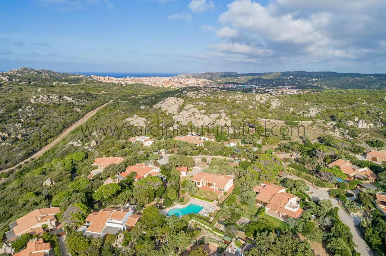 Villa Incanto Di Gallura Buoncammino 0*,  Italia